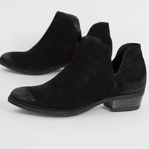 Leighton Leather Ankle Boot